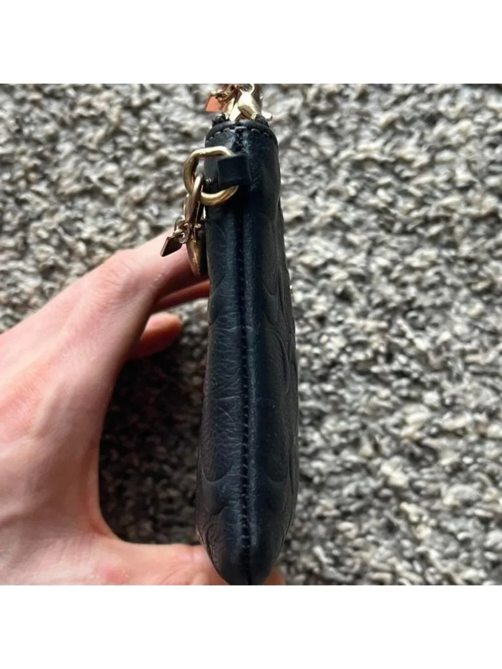Coach Black Signature C Embossed Leather Corner Zip Wallet Chic Classic Utility